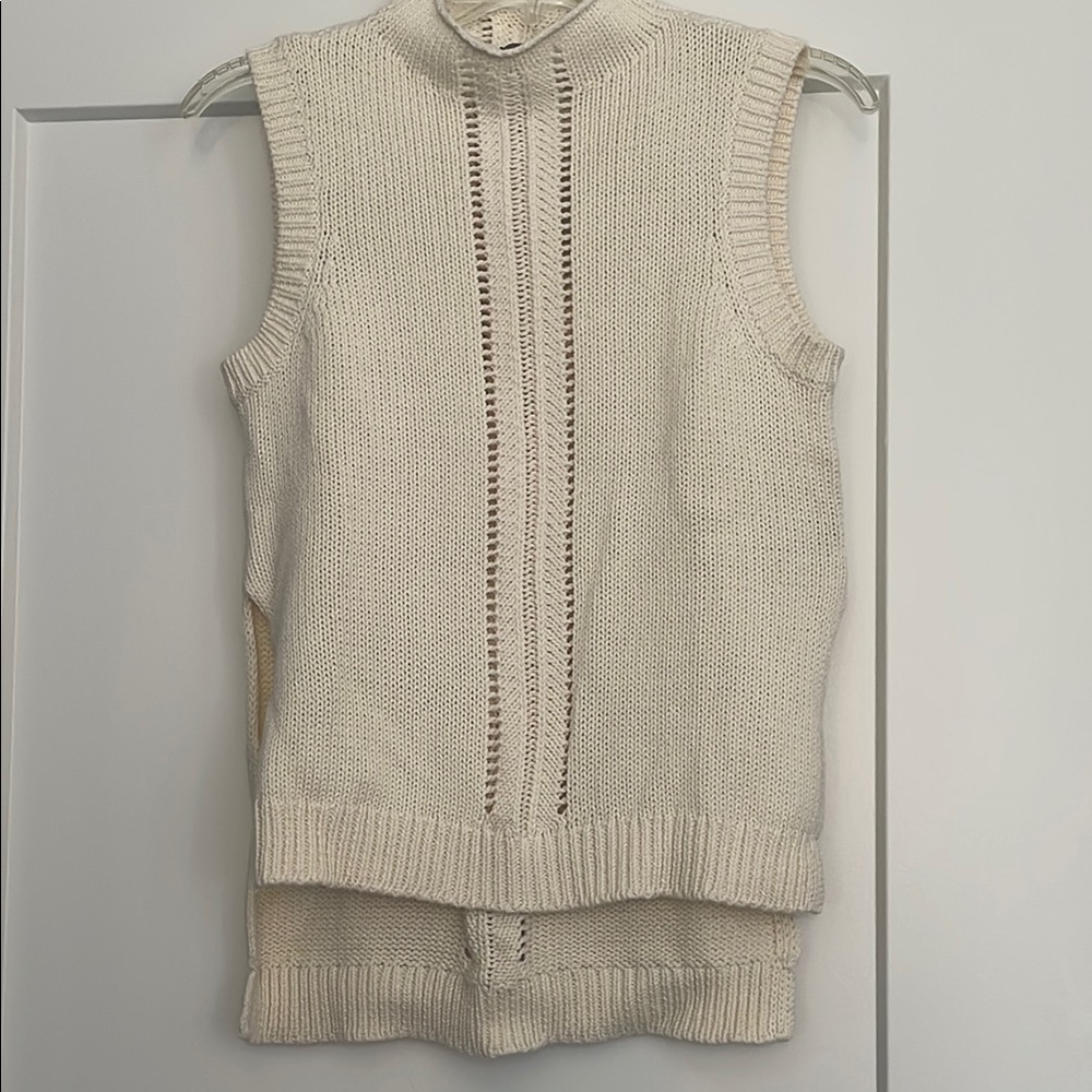Elegant Cream Sleeveless Sweater